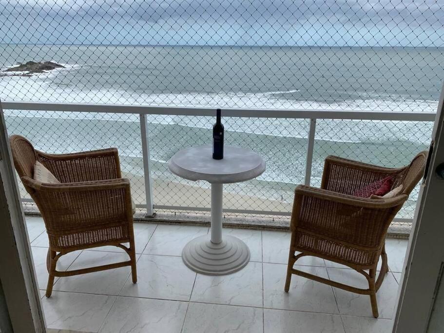 Hermoso Dpto Con Vista Frontal Al Mar Pitangueiras Guaruja Bagian luar foto